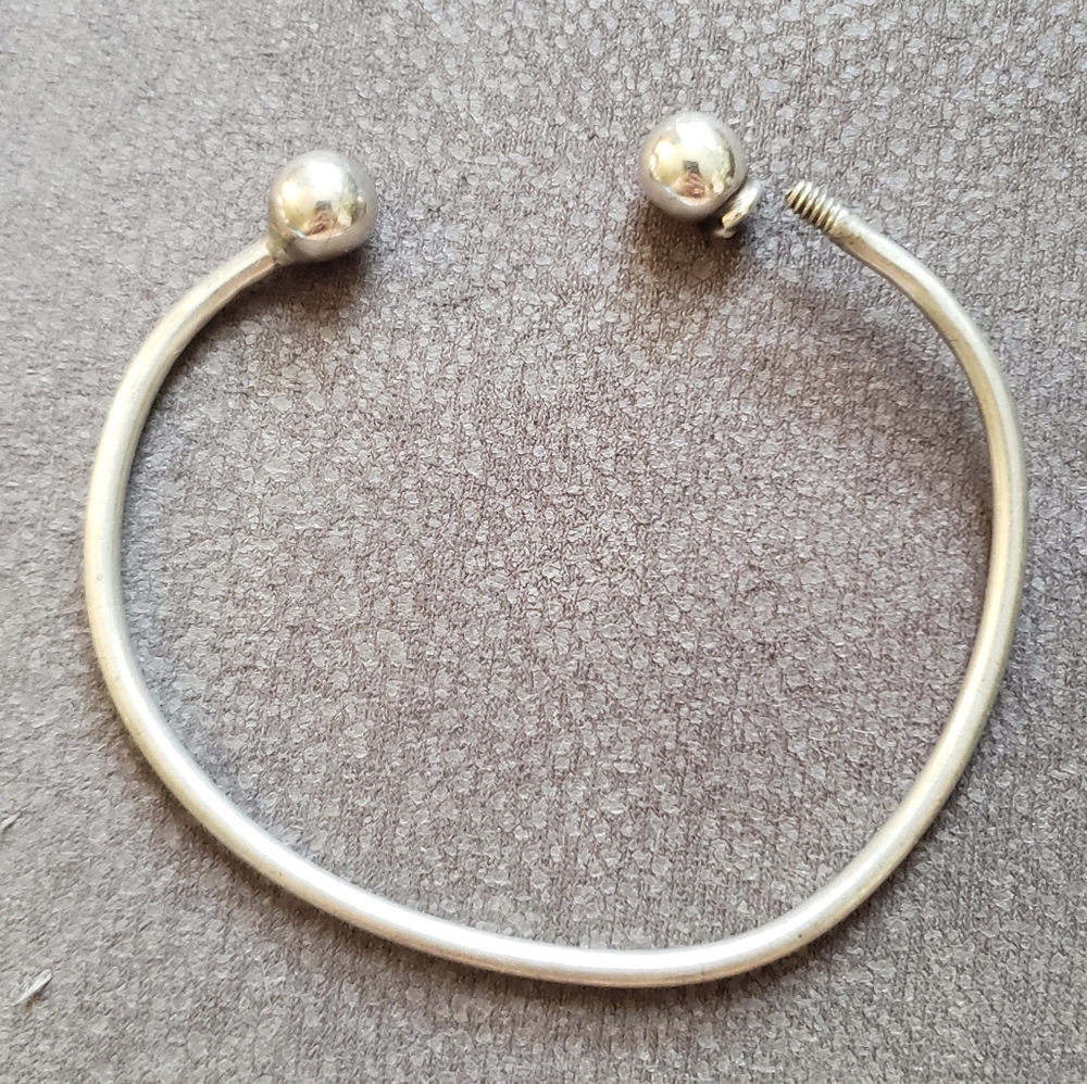 SOLD Pandora Like Vintage Sterling Silver Open Bangle Charm Bracelet Screw Off